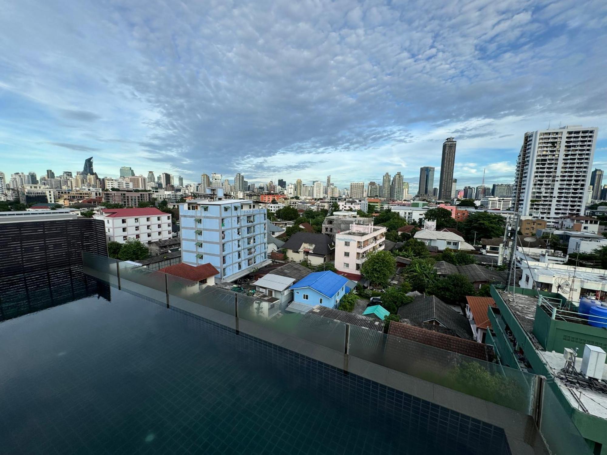 W8 Condo, Luxe 2 Bedroom Private Floor, Best Hip Central Bangkok Area, 5 Mins From Thonglo Bts Station Exteriör bild