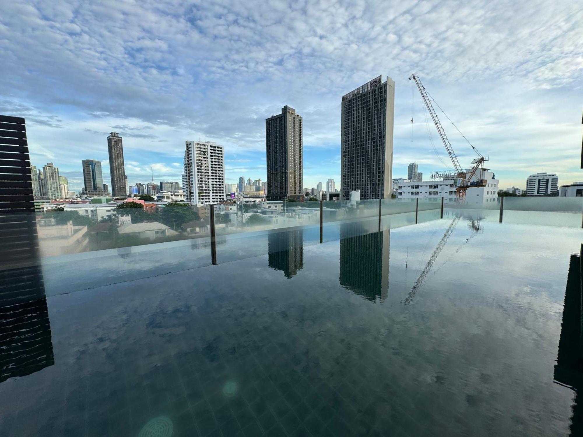 W8 Condo, Luxe 2 Bedroom Private Floor, Best Hip Central Bangkok Area, 5 Mins From Thonglo Bts Station Exteriör bild