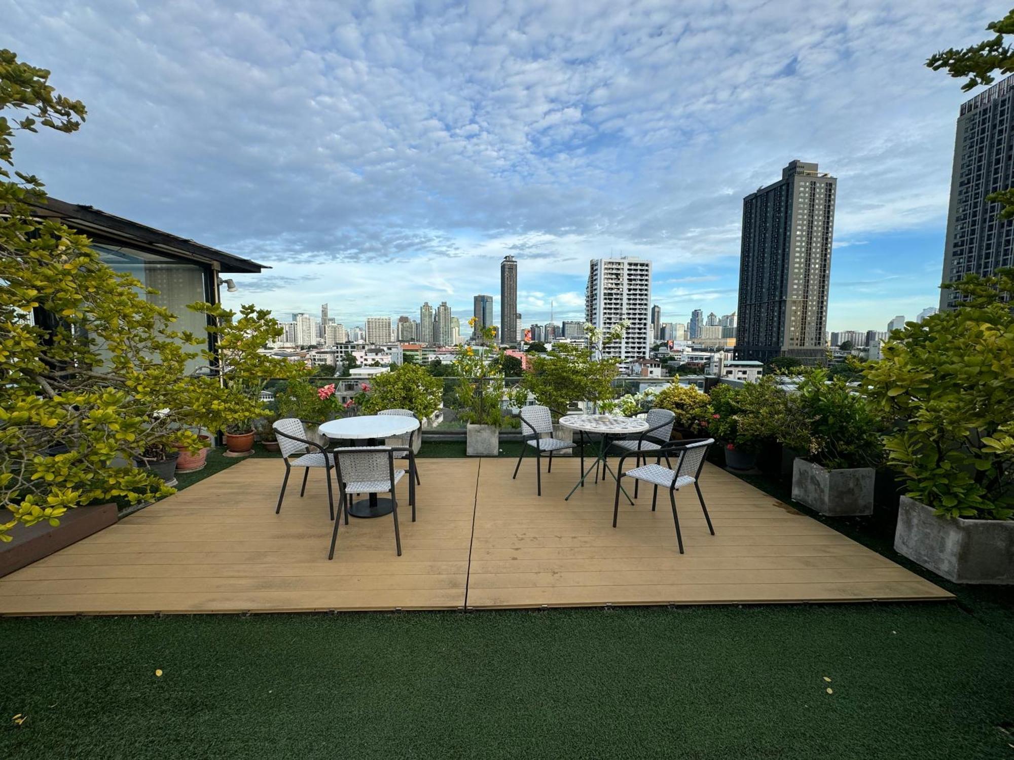W8 Condo, Luxe 2 Bedroom Private Floor, Best Hip Central Bangkok Area, 5 Mins From Thonglo Bts Station Exteriör bild