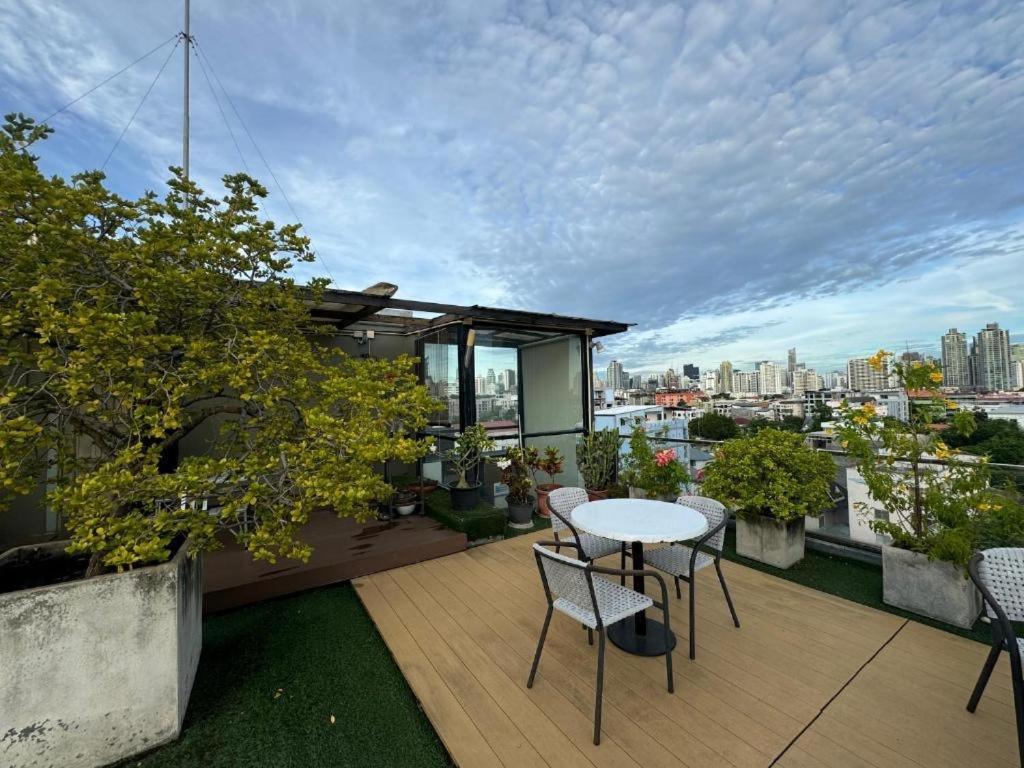 W8 Condo, Luxe 2 Bedroom Private Floor, Best Hip Central Bangkok Area, 5 Mins From Thonglo Bts Station Exteriör bild